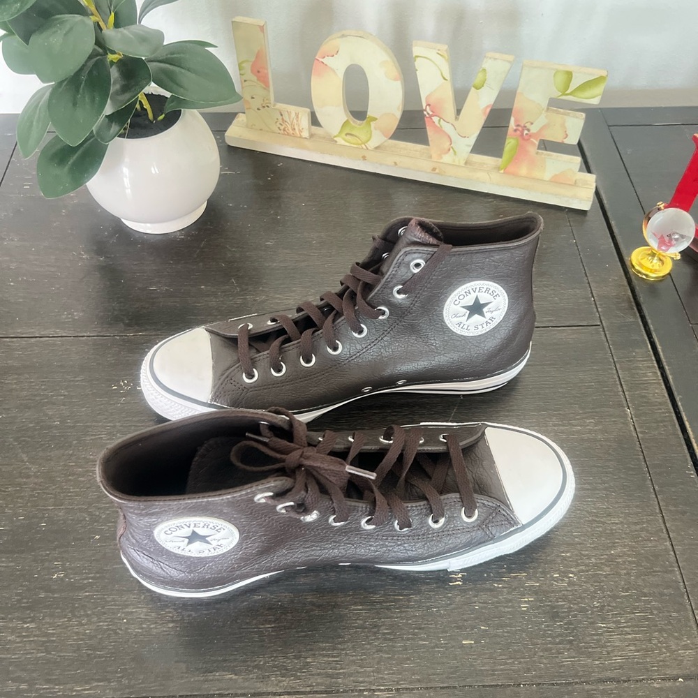 Converse Brown High Top Leather-Look Sneakers sz 10M or 12 W Like New!